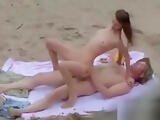 Voyeuring cute Teens on Nude Beach